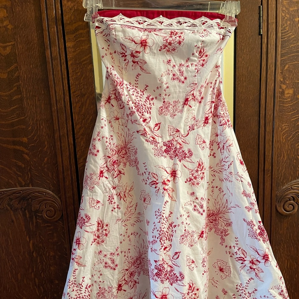 Floral red dress